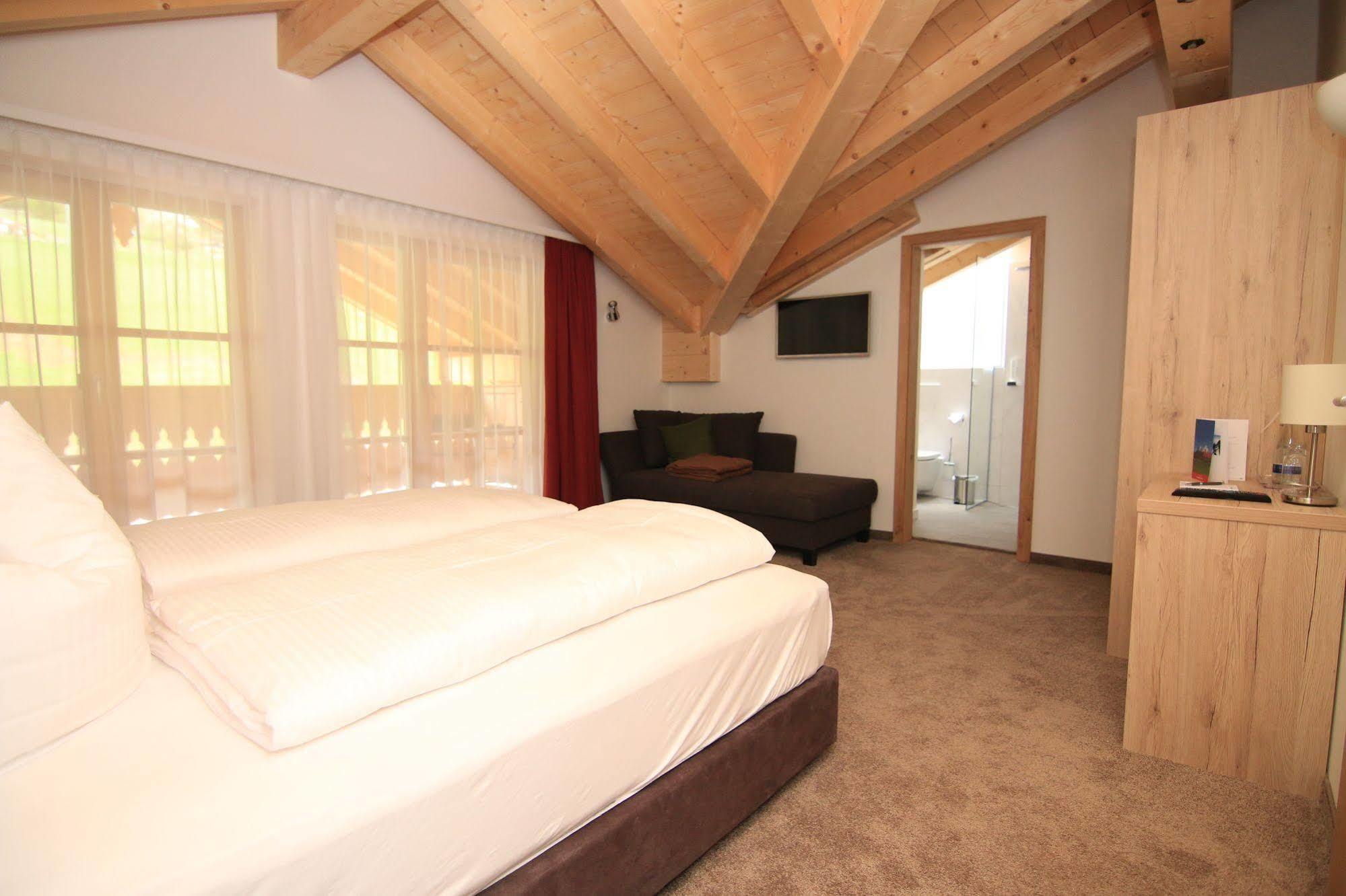 Alpinhotel เบิร์ชเทสกาเดน ภายนอก รูปภาพ